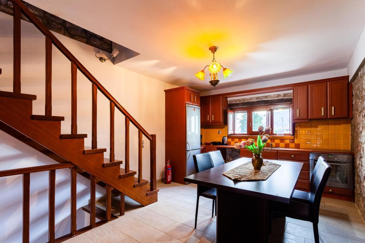 Seaside Dukes Villas ปาราลีอออัสตรอช ภายนอก รูปภาพ